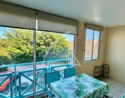 Palavas-Les-Flots – Rive droite – T2 climatisé en 2ème ligne avec place de parking privative