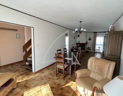 PALAVAS-LES-FLOTS / Maison T5 / Spacieuse maison avec 4 chambres, garage, et terrain de 242m²