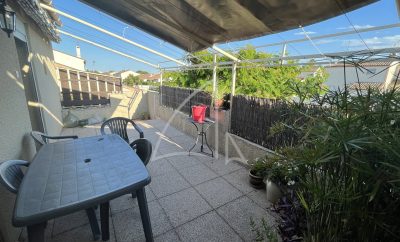 VILLENEUVE-LES-MAGUELONE / Immeuble / Ensemble composé de 4 appartements loués