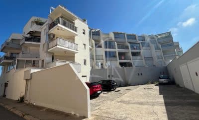 Appartement T2 avec terrasse a 50m de la plage