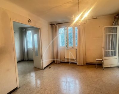 Beaux-Arts: T3 a rénover avec garage proche centre-ville et Tram