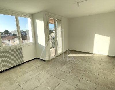 MONTPELLIER / Appartement T3 / Superbe appartement avec balcon et parking, au centre ouest de Montpellier.