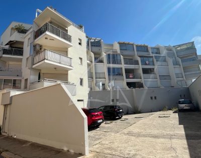 Appartement T2 avec terrasse a 50m de la plage