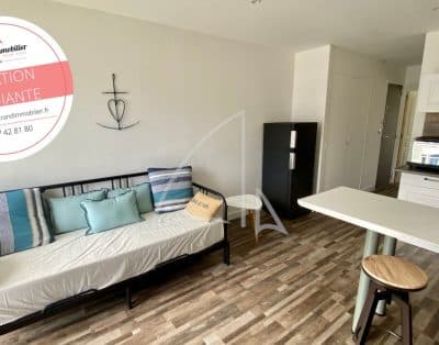 LOCATION ÉTUDIANTE MEUBLÉE DE SEPTEMBRE A JUIN – PALAVAS-LES-FLOTS –  CHARMANT T2 2EME LIGNE