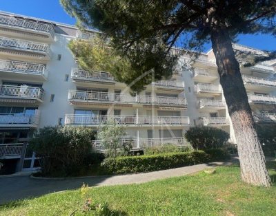 Montpellier sud, Beau T3 terrasse-garage-cave-ascenseur donnant sur jardin