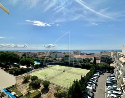 LOCATION MEUBLÉE À L’ANNÉE – CARNON – CHARMANT STUDIO AVEC TERRASSE VUE MER